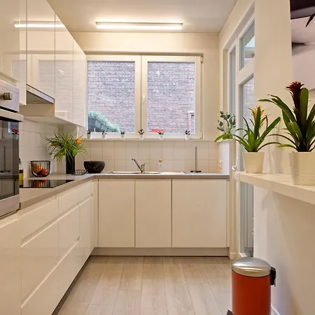 Located Cozy Next To Kmska * Antwerp